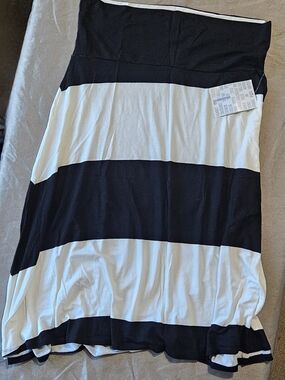 LuLaRoe Black and White Wide-Stripe A-Line Skirt